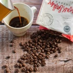 Jones Brothers Coffee The Big Shot Koffiebonen - 6 X 500 Gram 11 Jones Brothers Coffee The Big Shot Koffiebonen - 6 X 500 Gram -Koffieproducten 1200x1200 171