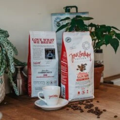 Jones Brothers Coffee Koffiebonen Italian Lover – 6 X 500 Gram 11 Jones Brothers Coffee Koffiebonen Italian Lover – 6 X 500 Gram -Koffieproducten 1200x1200 196