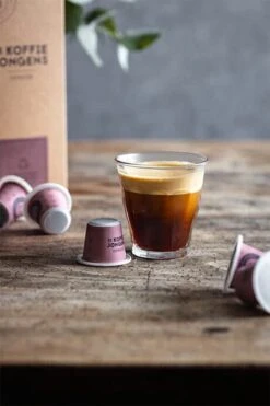 Nespresso Cups - De Koffiejongens - Espresso - 100% Biologisch Afbreekbaar - 60 Cups - 100% Nespresso Compatible 7 Nespresso Cups - De Koffiejongens - Espresso - 100% Biologisch Afbreekbaar - 60 Cups - 100% Nespresso Compatible -Koffieproducten 800x1200 7